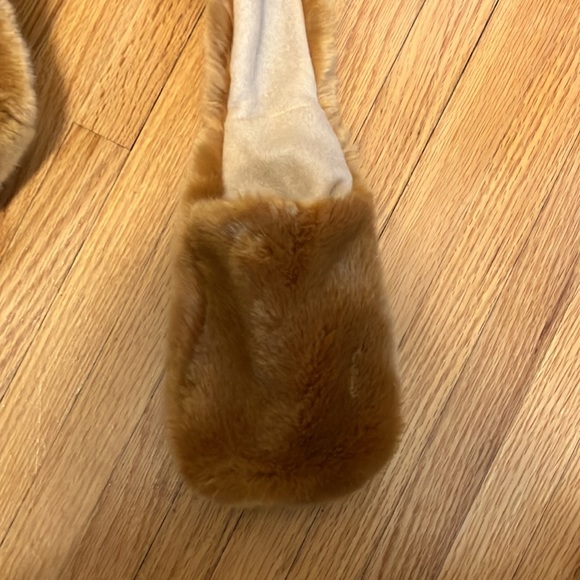 Brown Bear Plush Animal Winter Hat - Picture 5 of 8